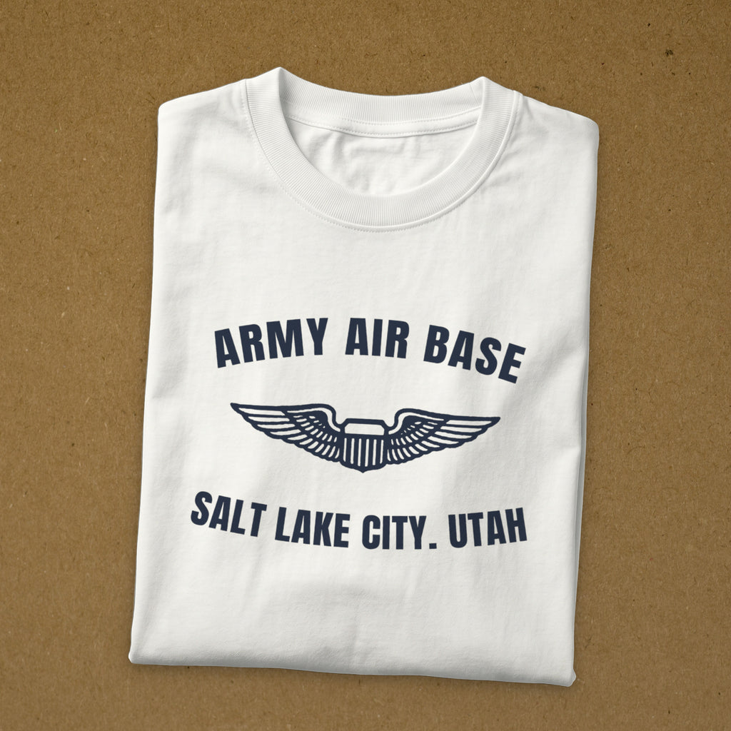 T-shirt blanc imprimé Army Air Base Salt Lake City, Utah, aux ailes de pilote, reproduction WW2, t-shirt plié